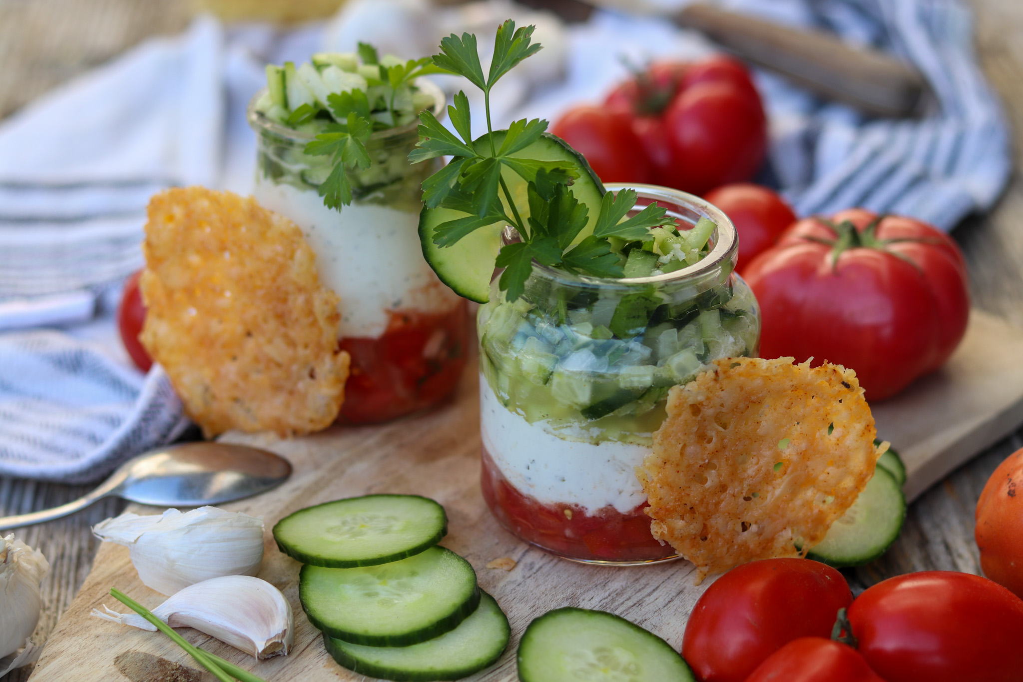 Frischkäsecreme mit Käsecrackern