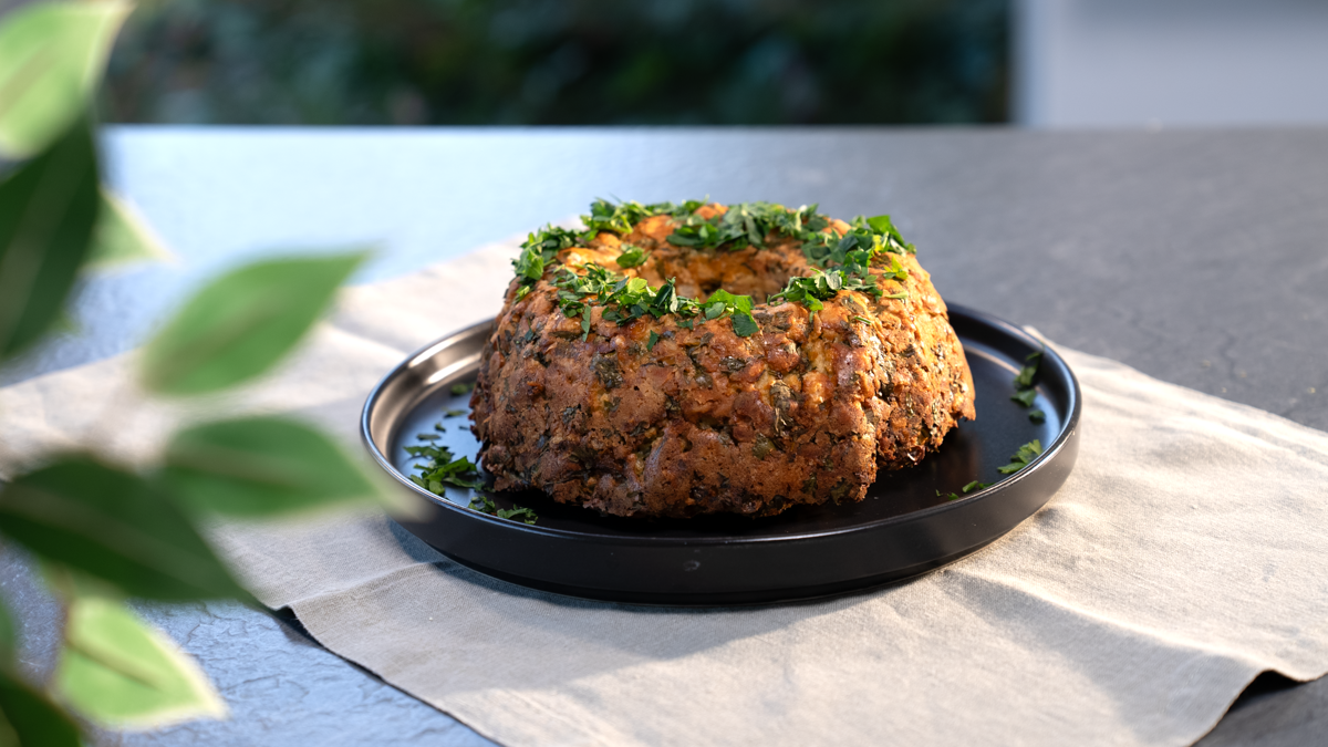 Semmelknödel in Gugelhupfform