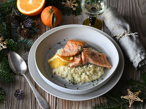 Lachsforelle auf Thymian-Orangen-Risotto mit Frischkäse