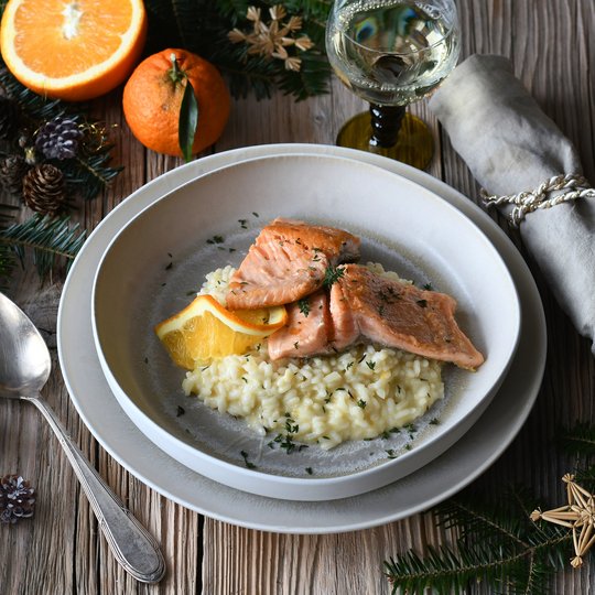 Lachsforelle auf Thymian-Orangen-Risotto mit Frischkäse