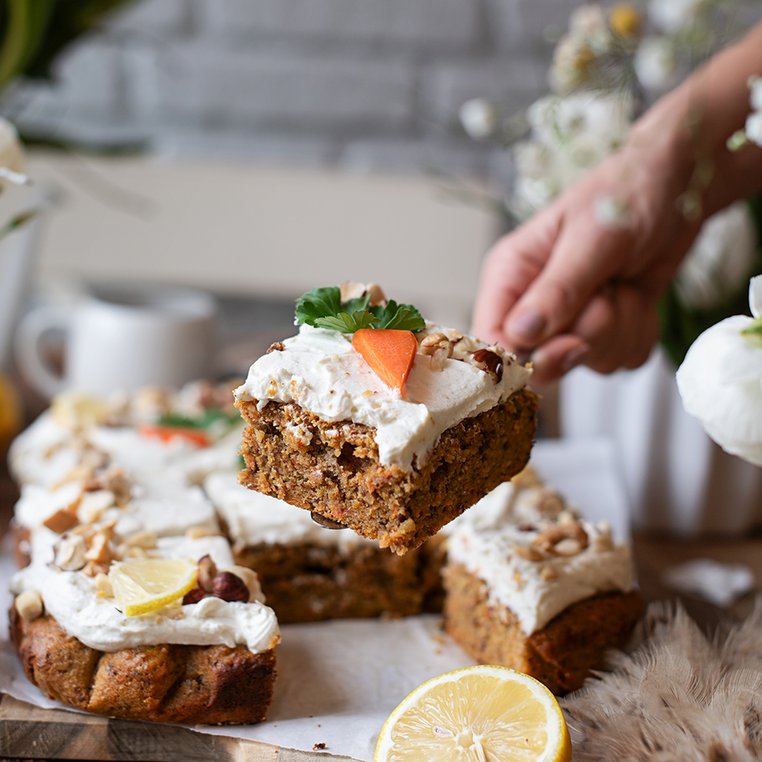 Karottenkuchen mit Topfencreme